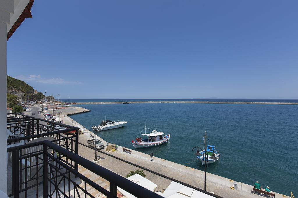 Samaina Port Hotel Karlovassi Exterior photo